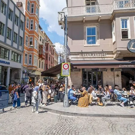 Smashing Flat At The Heart Of Galata アパート