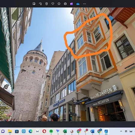 Smashing Flat At The Heart Of Galata